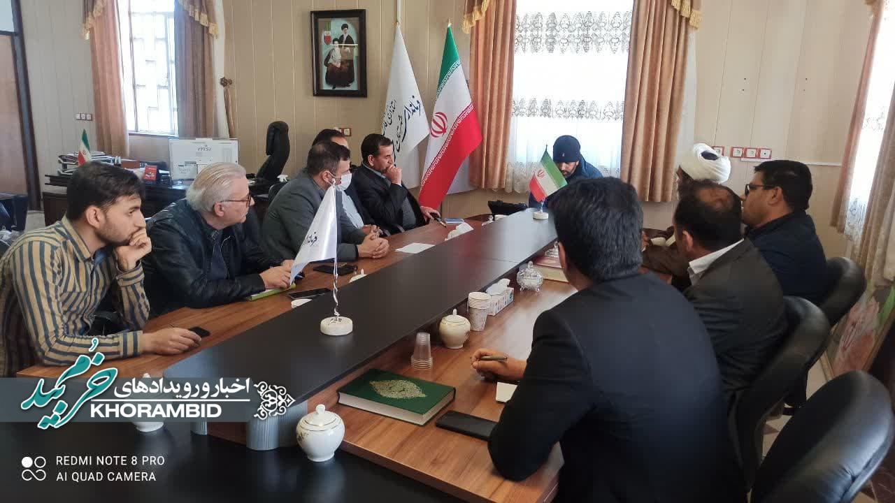 شرایط و زیر ساخت ایجاد شور، نشاط و مشارکت گسترده مردم خرم بید در انتخابات در دستور کار قرار دارد.