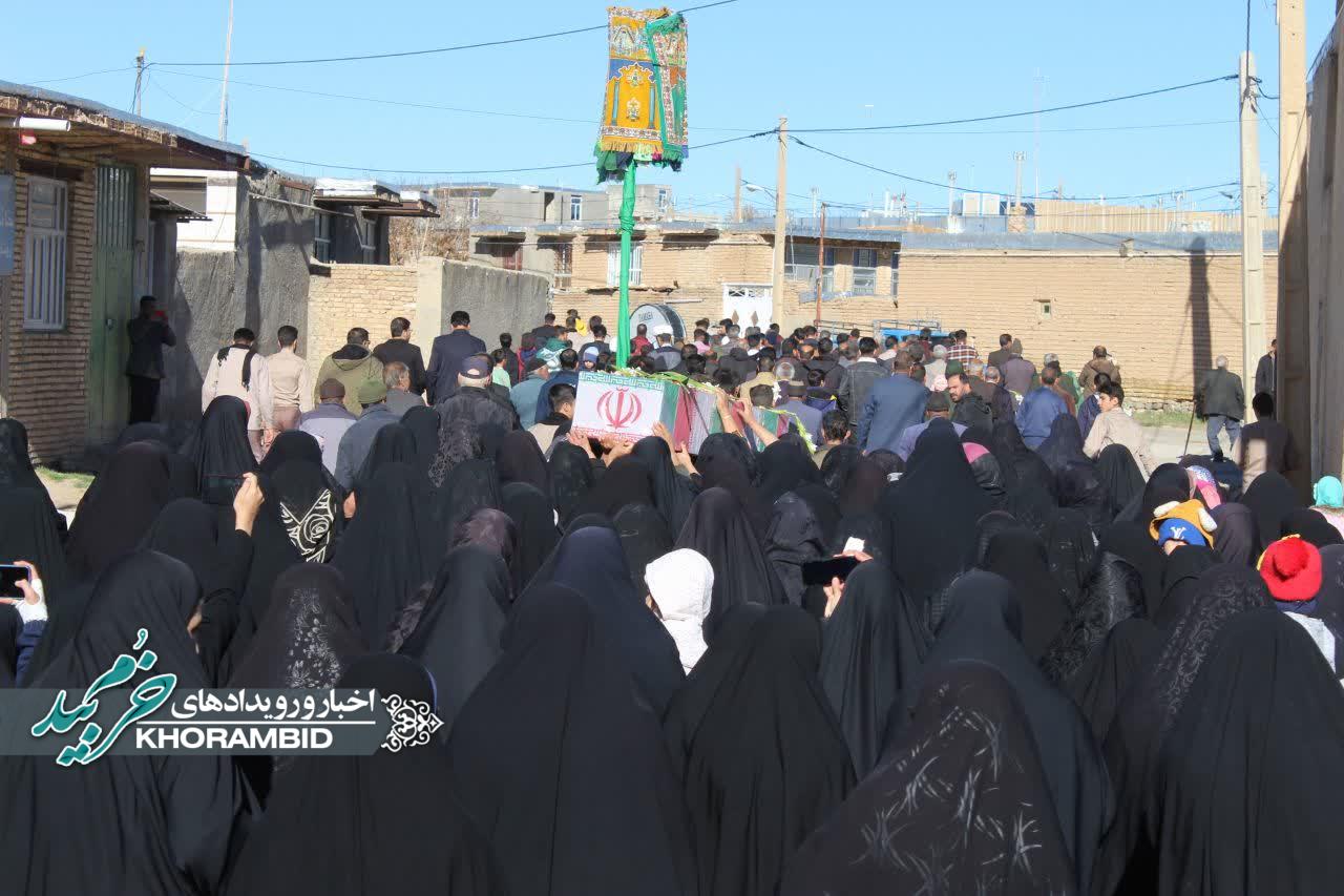 استقبال پر شور از شهید گمنام در روستای مشکان