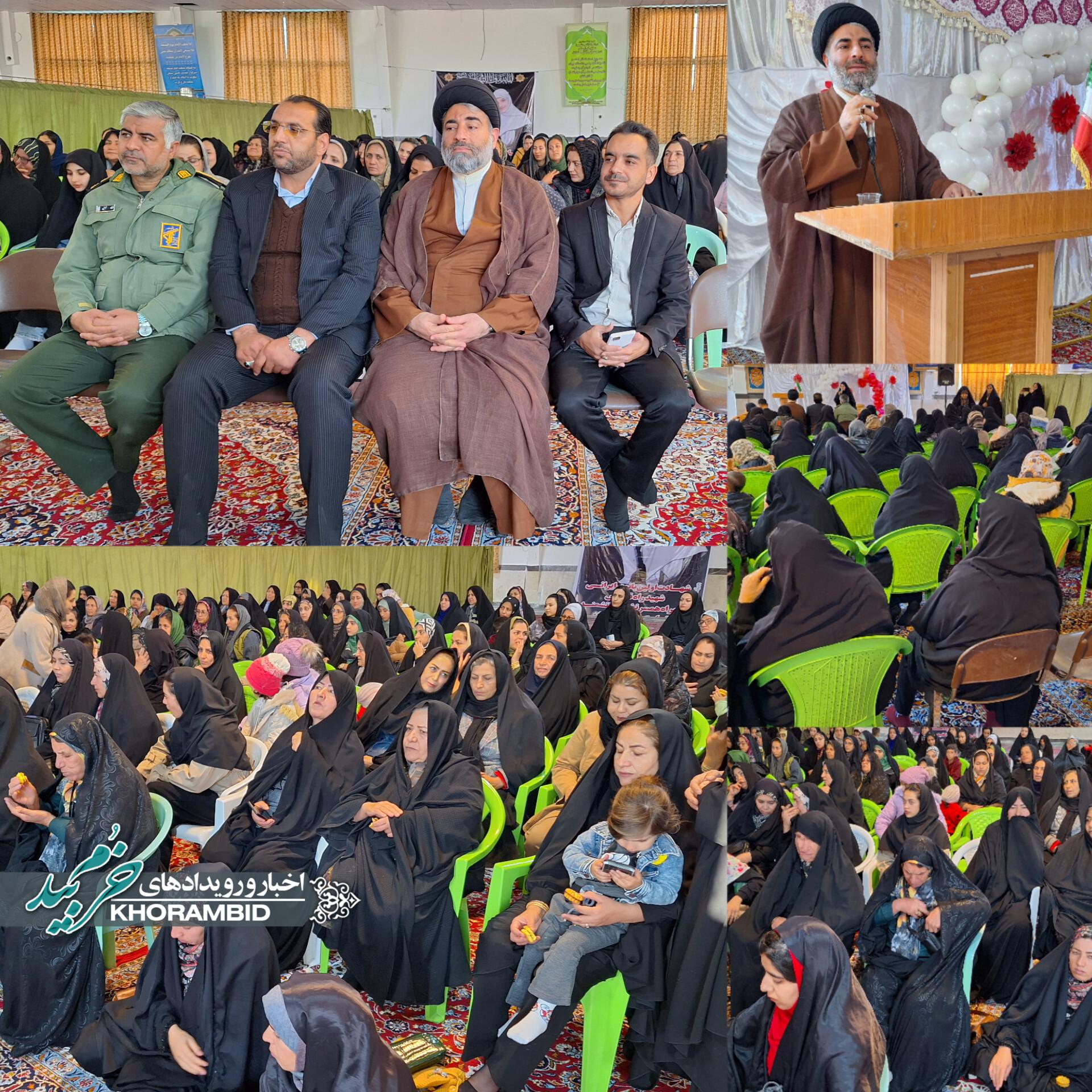 مراسم بزرگداشت روز زن مصادف با میلاد حضرت فاطمه (س) در شهر قادرآباد