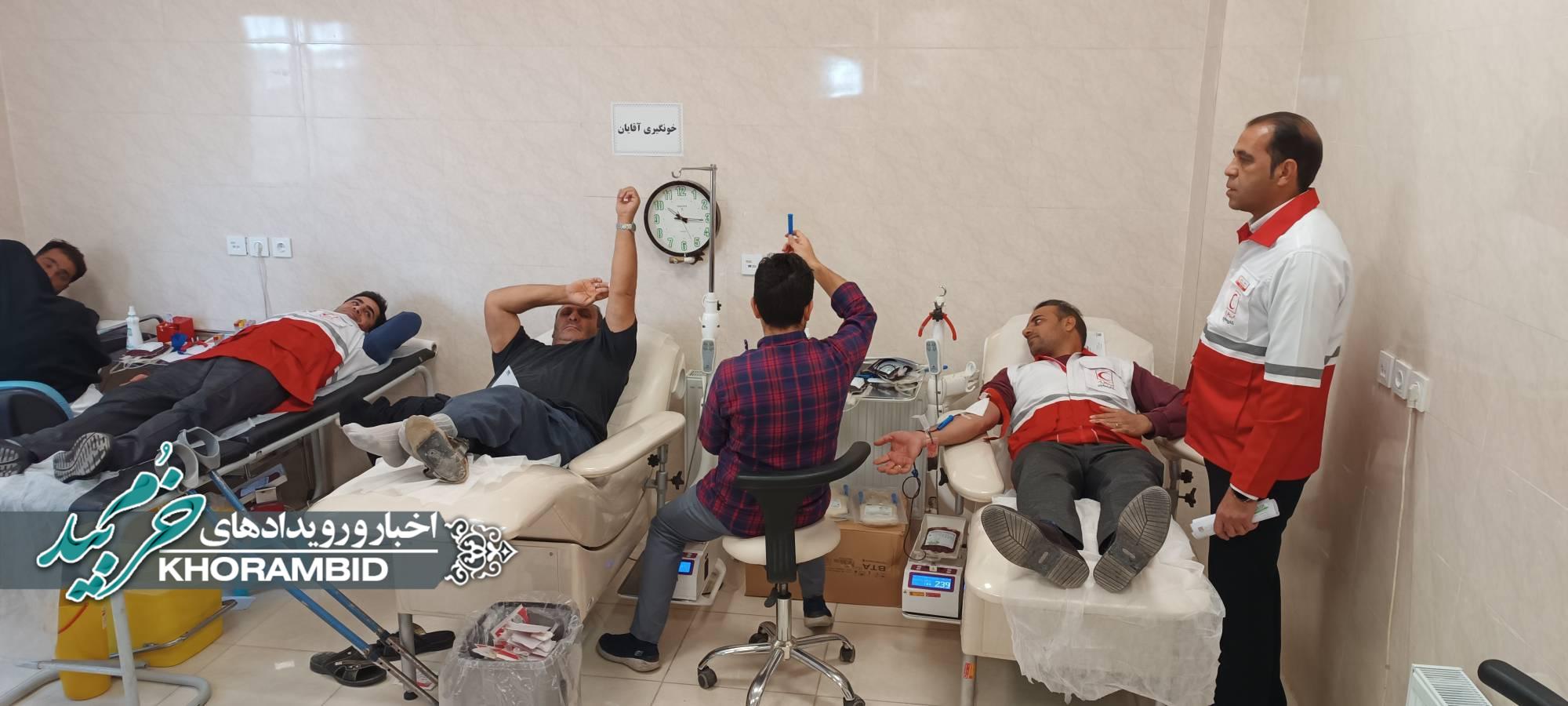 آغاز پویش اهدای خون (حمایت ماندگار) توسط داوطلبان جمعیت هلال‌احمر خرم بید