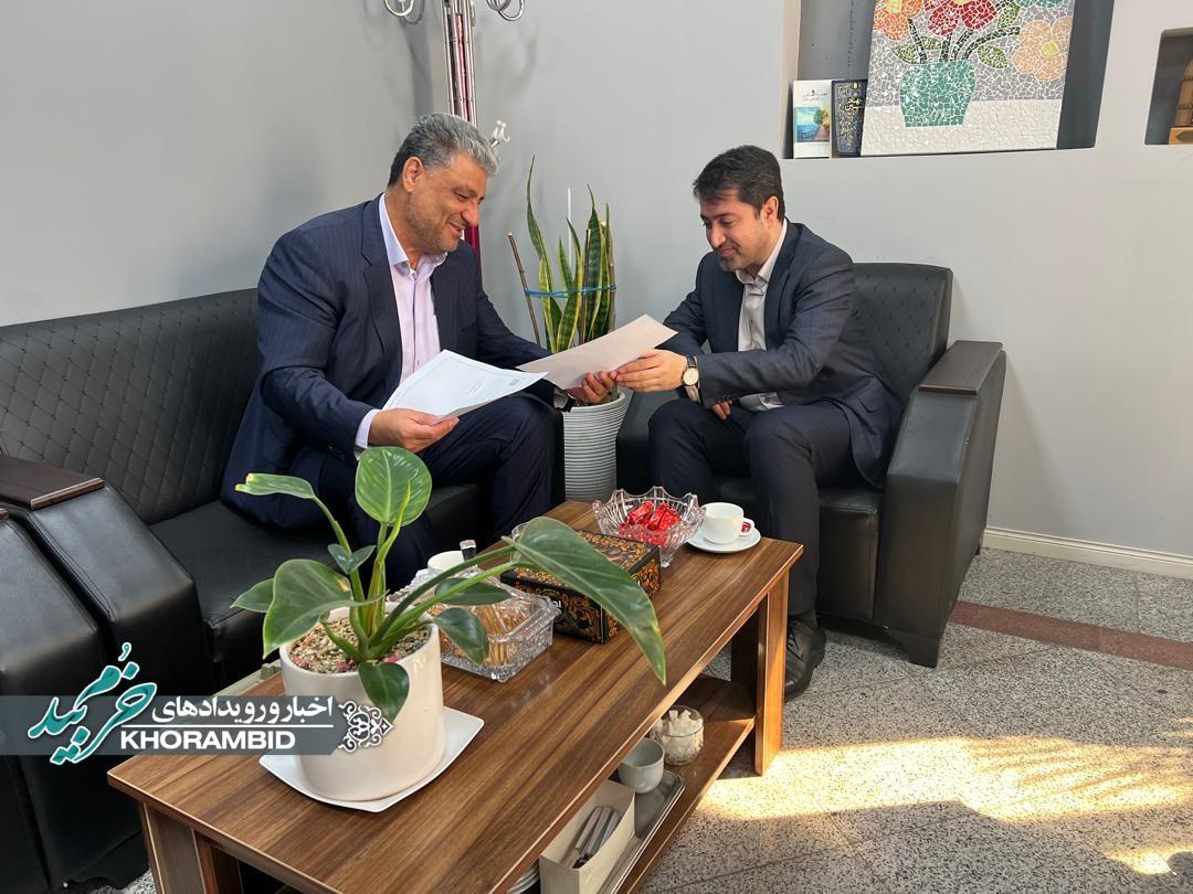 دیدار فرماندار خرمبید با مدیرکل دفتر ساماندهی فضا و تجهیزات سازمان نوسازی مدارس کشور دیدار فرماندار خرمبید با مدیرکل دفتر ساماندهی فضا و تجهیزات سازمان نوسازی مدارس کشور