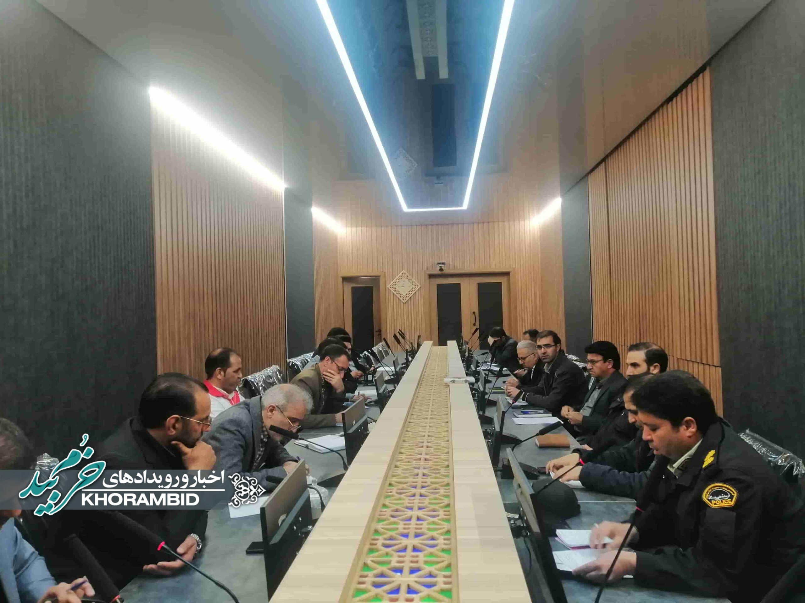 جلسه هماهنگی ساعت کاری اصناف در ماه رمضان و ستاد خدمات سفر نوروز در خرم‌بید برگزار شد