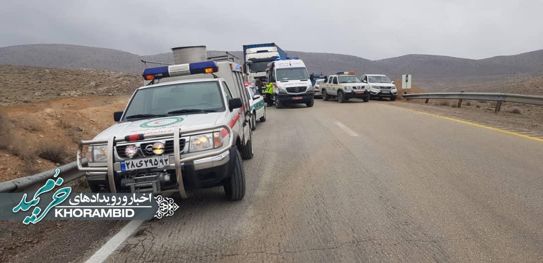 برخورد سواری رانا ، پژو ۲۰۶ با تریلر در جاده صفاشهر به سعادتشهر سه مصدوم بر جای گذاشت