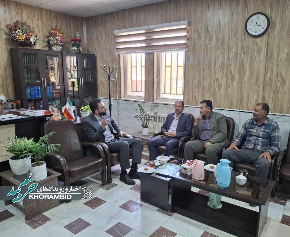 دیدار رئیس اداره آبفا خرم‌بید با ریاست دادگستری و دادستان جدید شهرستان
