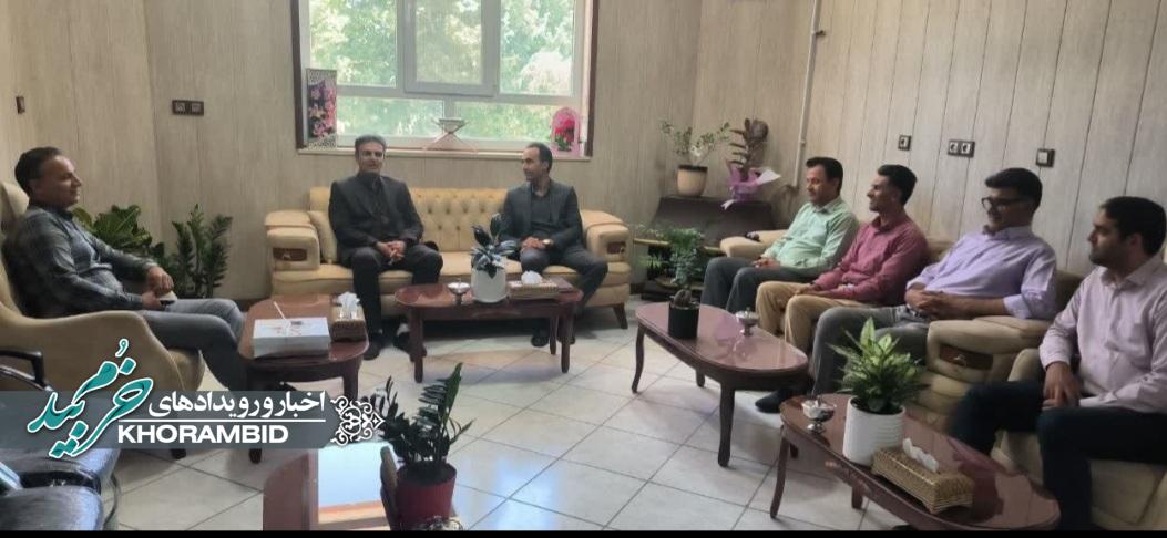 دیدار رئیس دانشگاه پیام نور صفاشهر با مدیریت آموزش و پرورش شهرستان‌ خرم بید