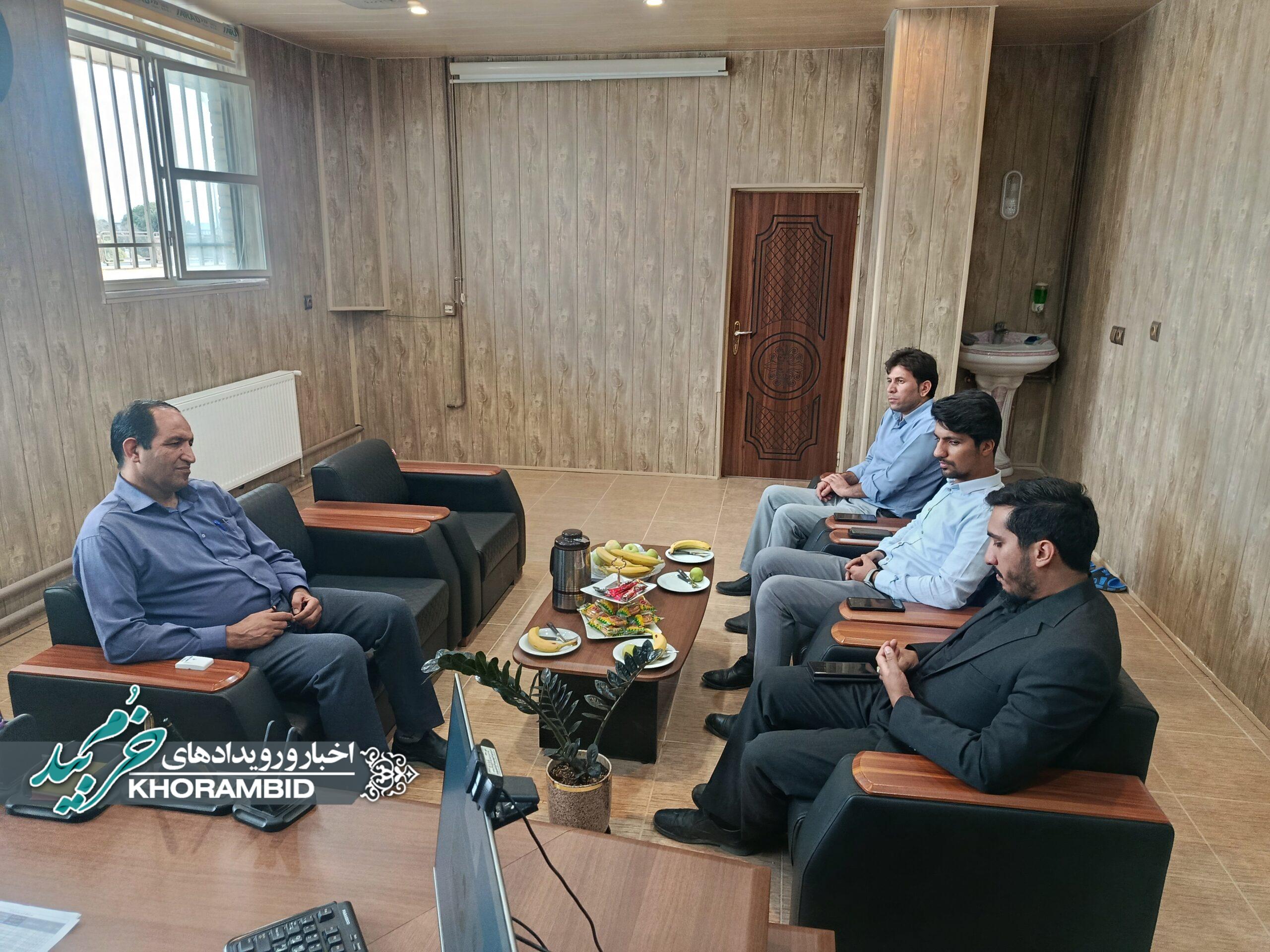 دیدار سرپرست شبکه بهداشت و درمان خرم‌بید با نماینده بنیاد علوی فارس