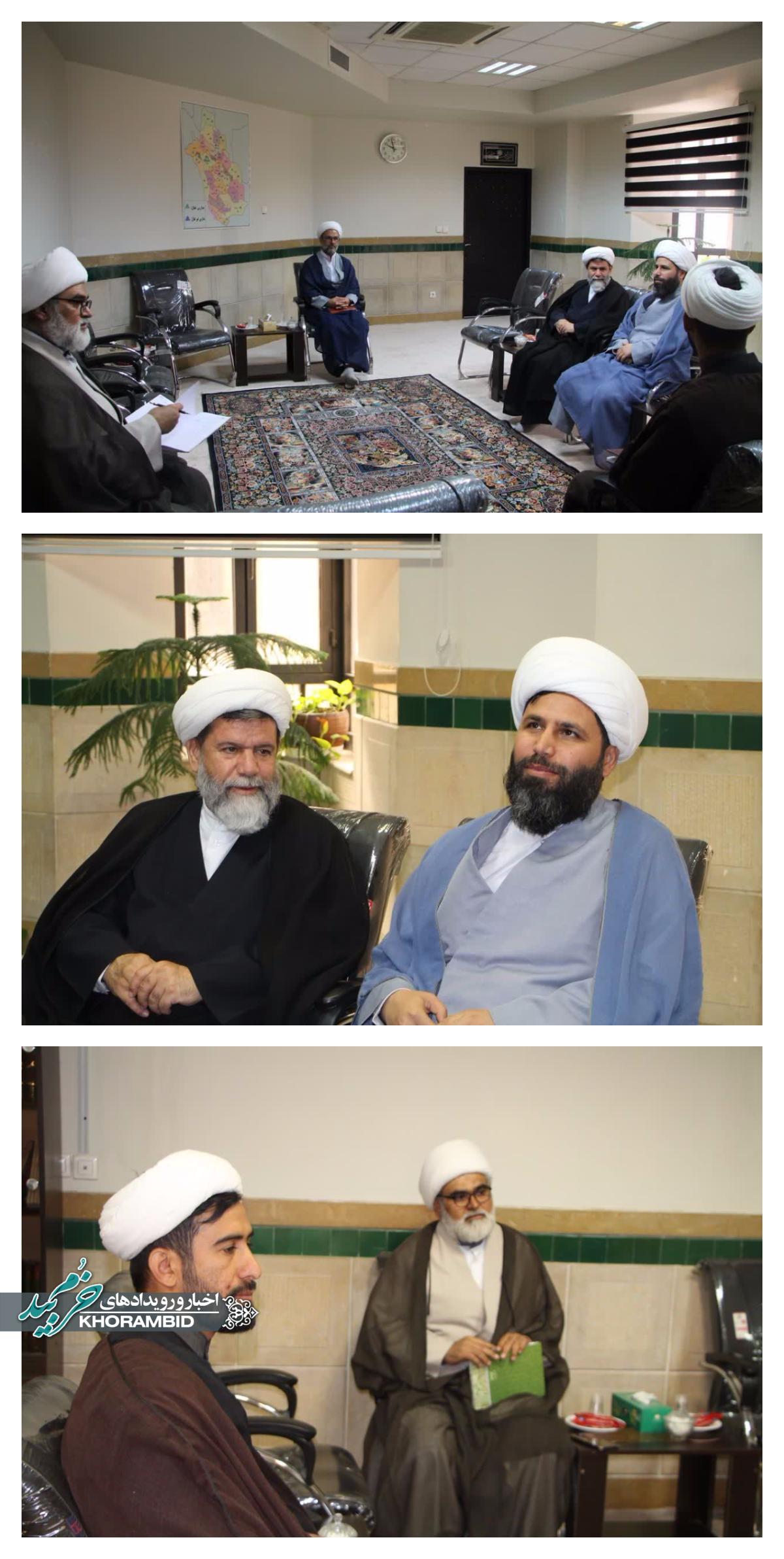 دیدار مسئولان حوزه علمیه فارس با حجت‌الاسلام والمسلمین دهقان امام جمعه خرم بید و مدیر مدرسه علمیه امام صادق (ع)