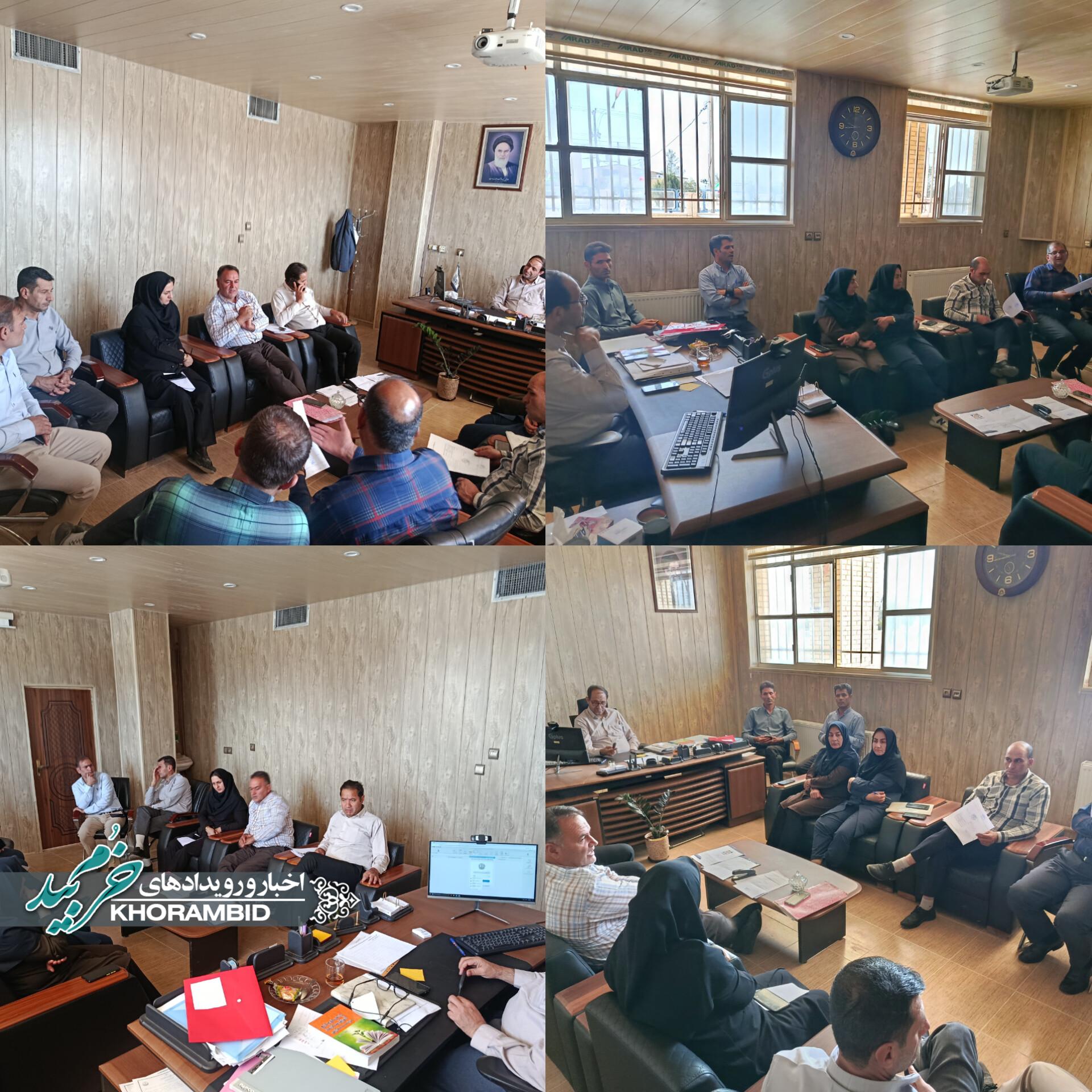 نشست کمیته اقتصاد بهداشت با حضور رئیس شبکه بهداشت و درمان شهرستان خرمبید برگزار شد نشست کمیته اقتصاد بهداشت با حضور رئیس شبکه بهداشت و درمان شهرستان خرمبید برگزار شد