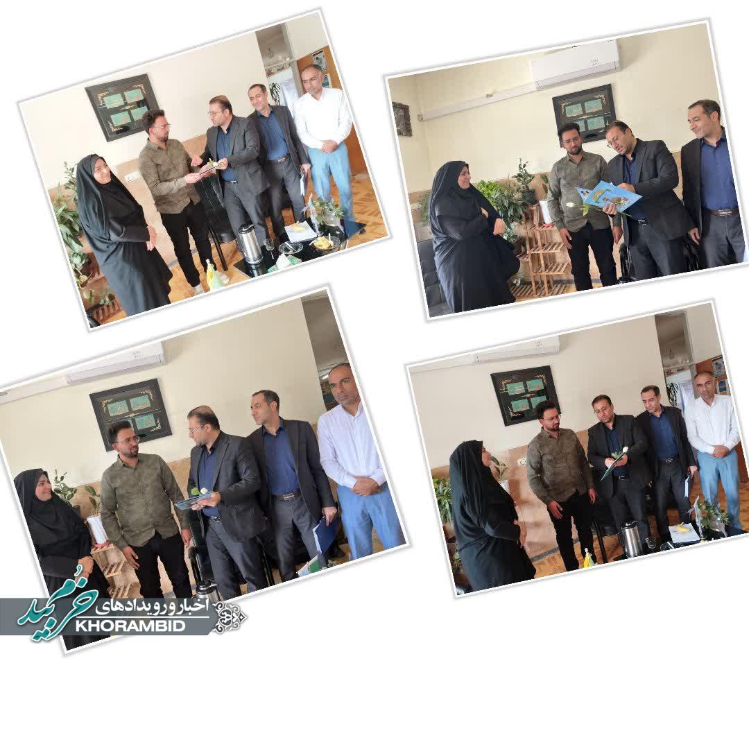 تجلیل از سرباز امریه اداره بنیاد شهید شهرستان خرم‌بید به مناسبت روز سرباز