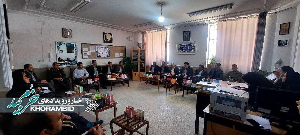 برگزاری اولین جلسه ائتلاف میز نماد در دبیرستان علم و هنر خرمبید برگزاری اولین جلسه ائتلاف میز نماد در دبیرستان علم و هنر خرمبید