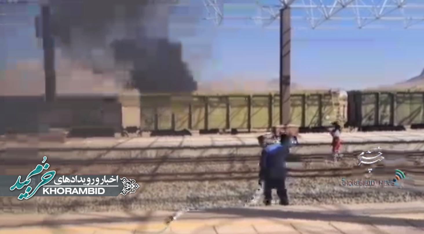 گزارش ویدیویی | برگزاری مانور لحظه صفر اطفای حریق و امداد و نجات در ایستگاه راه آهن صفاشهر با هماهنگی ستاد بحران و با همکاری اعضای ستاد در راستای طرح پدافند غیرعامل