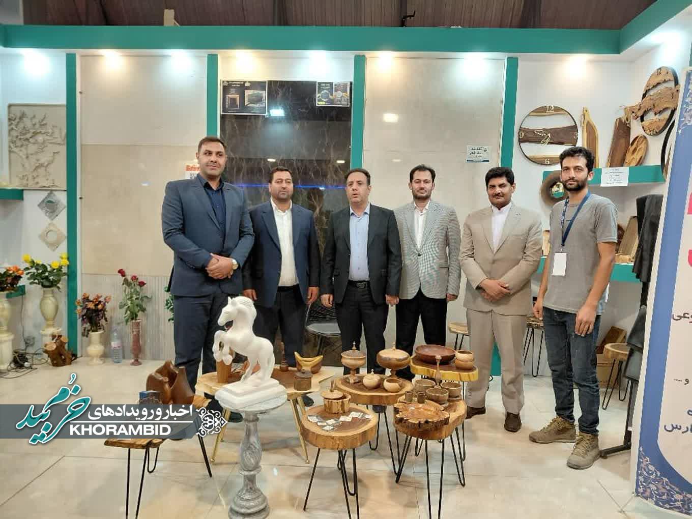 گزارش تصویری | از اکسپو ۲۰۲۵ شیراز تا حمایت از هنرمندان پرتلاش صنایع دستی