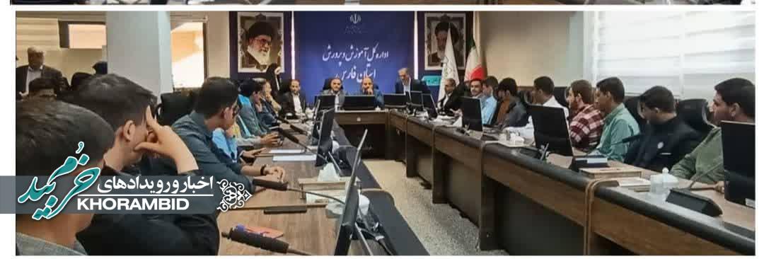 حضور هنرجوی هنرستان فنی شهید چمران در دیدار با معاون پرورشی وزارت آموزش و پرورش؛ صدای دانشآموزان شنیده شد حضور هنرجوی هنرستان فنی شهید چمران در دیدار با معاون پرورشی وزارت آموزش و پرورش؛ صدای دانشآموزان شنیده شد