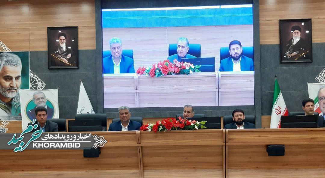 رئیس ستاد انتخابات فارس: انتخابات پیش‌رو نماد انسجام ملی و مشارکت همه‌جانبه مردم خواهد بود/ تأکید معاون استاندار فارس بر حفظ کرامت افراد از همه جناح‌ها و گروه‌های سیاسی