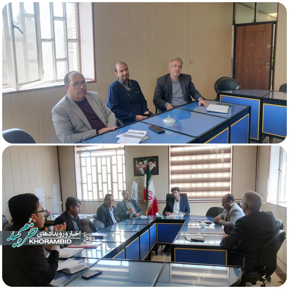 جلسه شورای حمایت و توسعه شهرستان خرمبید برای بررسی تأییدیه دو سمن محیطزیستی و بهداشتی جلسه شورای حمایت و توسعه شهرستان خرمبید برای بررسی تأییدیه دو سمن محیطزیستی و بهداشتی