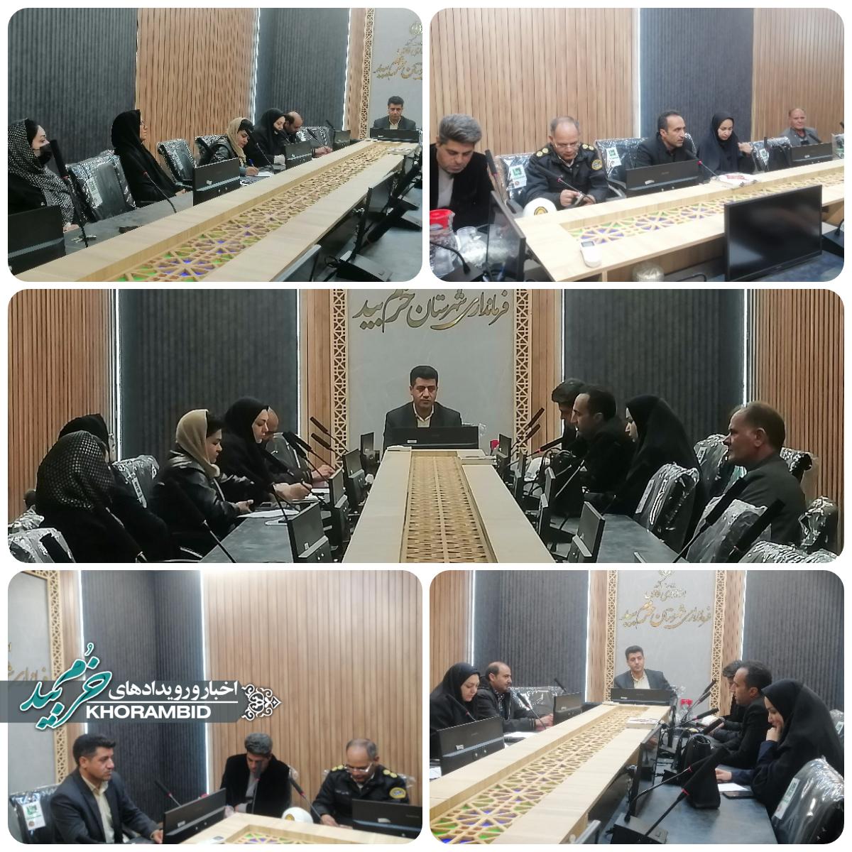 جلسه هم‌اندیشی سرویس مدارس خرم‌بید با محوریت ارتقای ایمنی و خدمات‌رسانی