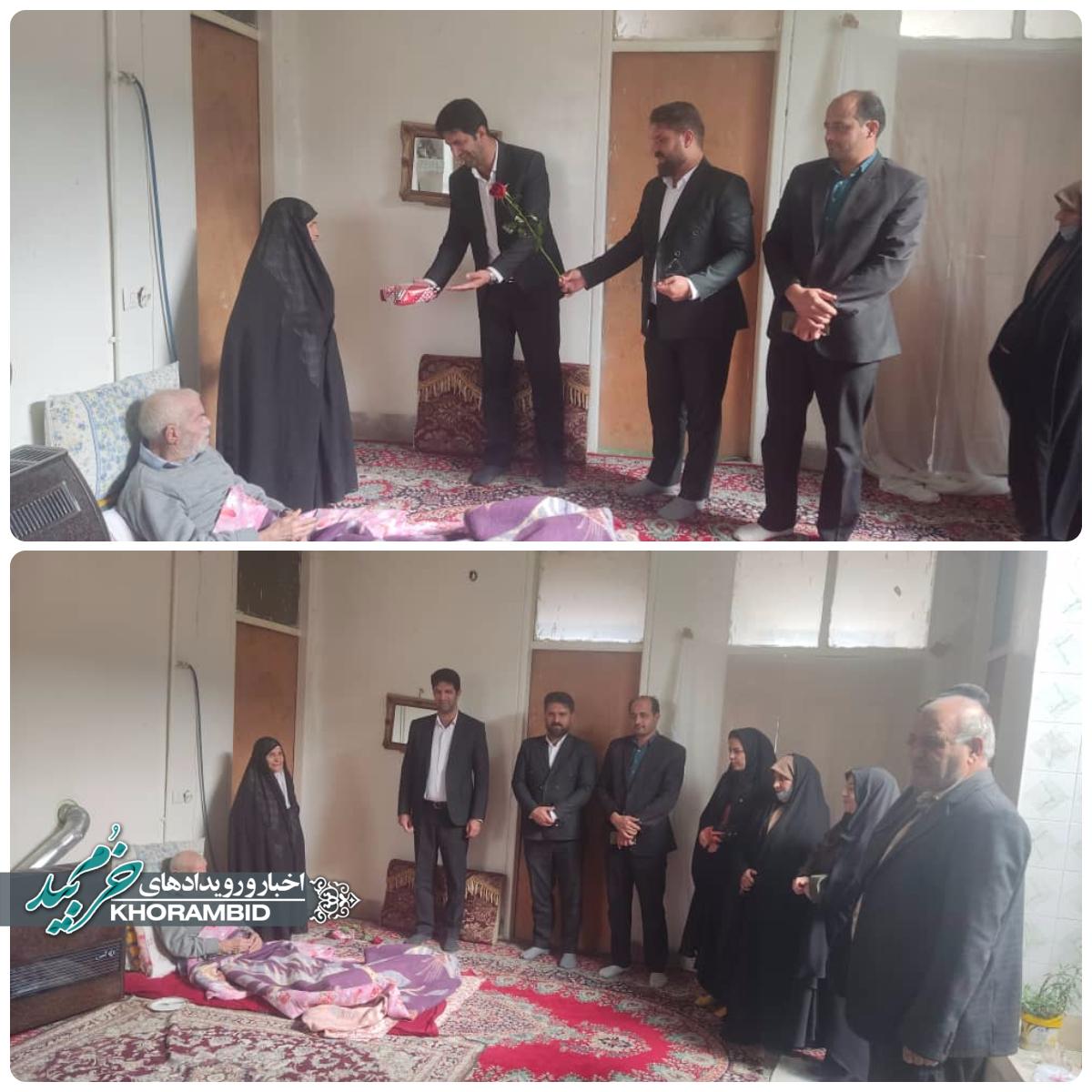 تجلیل از مادر شهید محمدرضا عباسی به مناسبت ولادت حضرت زهرا(س) و روز مادر
