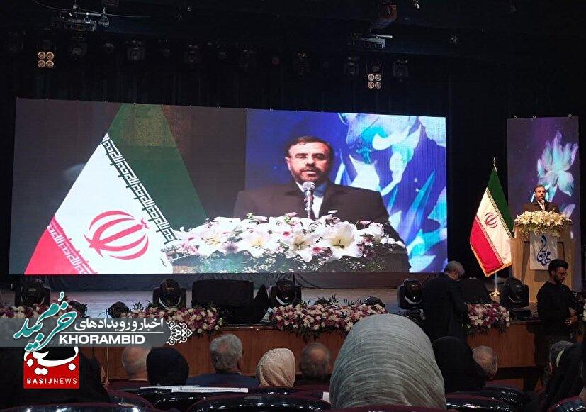 کرامت انسانی زن و مرد برابر است/ ۱۷۷ مدیر زن در فارس منصوب شدند کرامت انسانی زن و مرد برابر است/ ۱۷۷ مدیر زن در فارس منصوب شدند