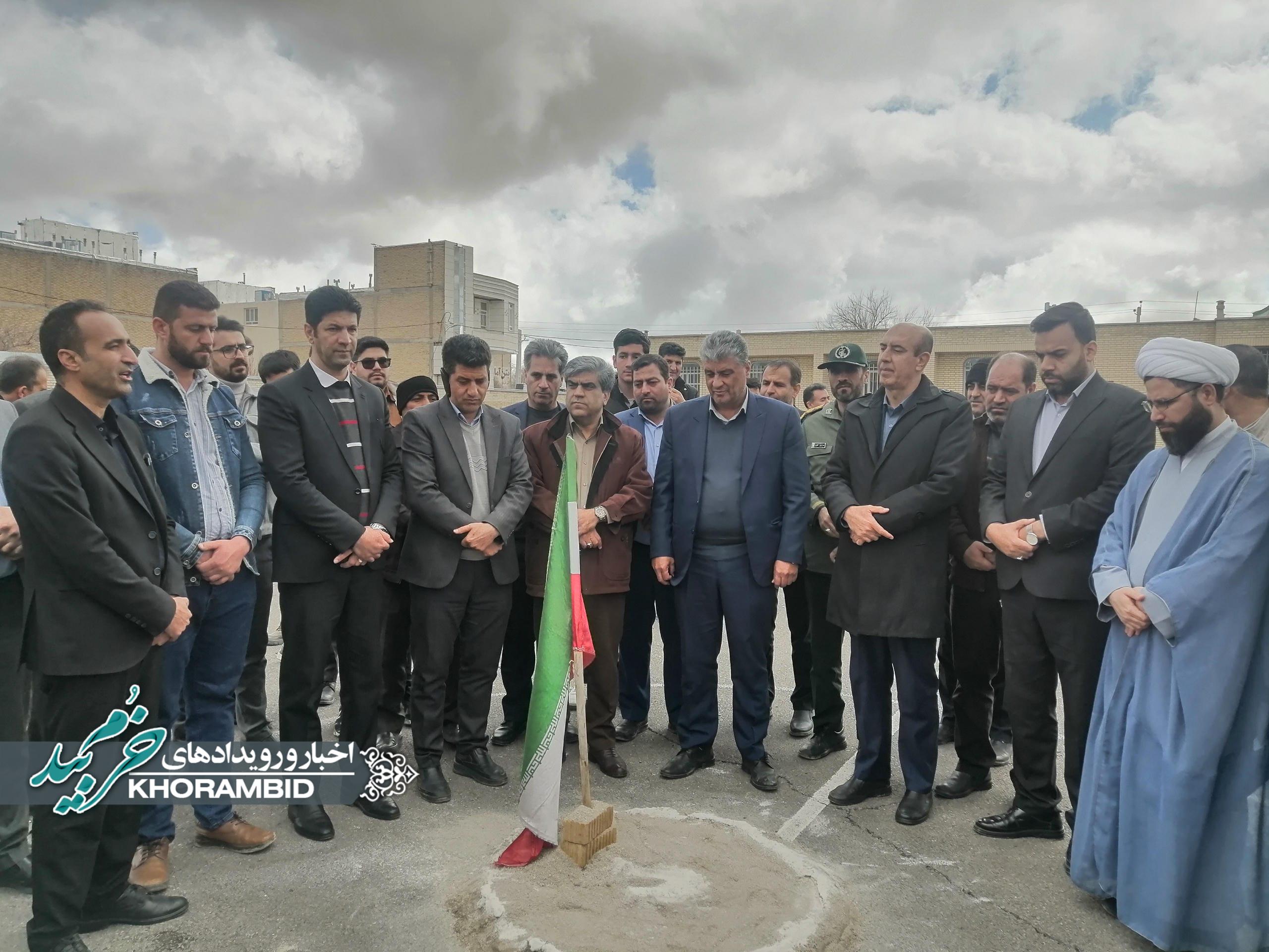 گزارش تصویری | بهره‌برداری و کلنگ‌زنی بیش از ۱۵ طرح عمرانی و خدماتی در هشتمین روز دهه فجر در شهرستان خرم‌بید