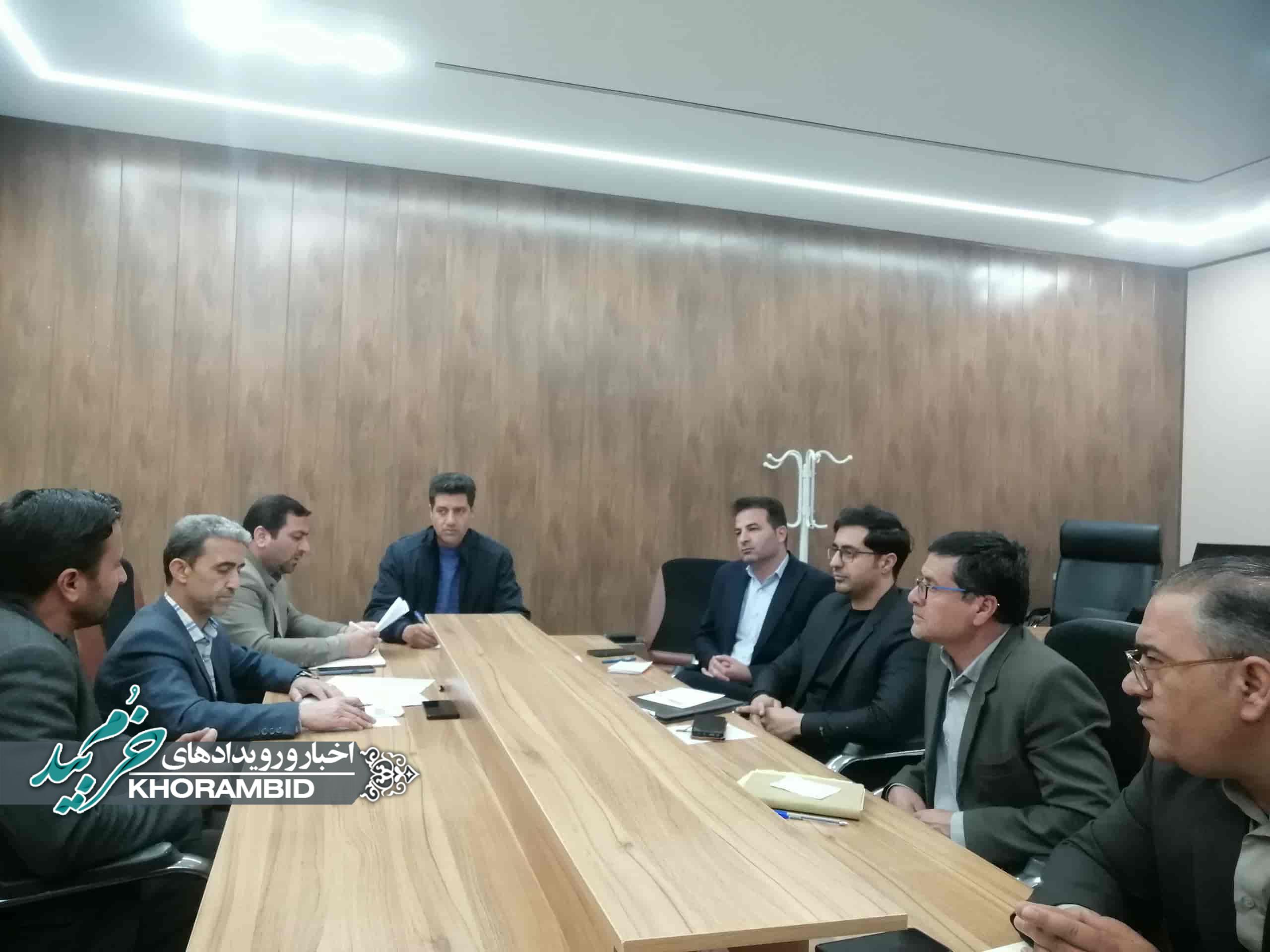 برگزاری جلسه کارگروه آرد و نان خرم‌بید؛ تأکید فرماندار بر نظارت مستمر و گشتهای مشترک