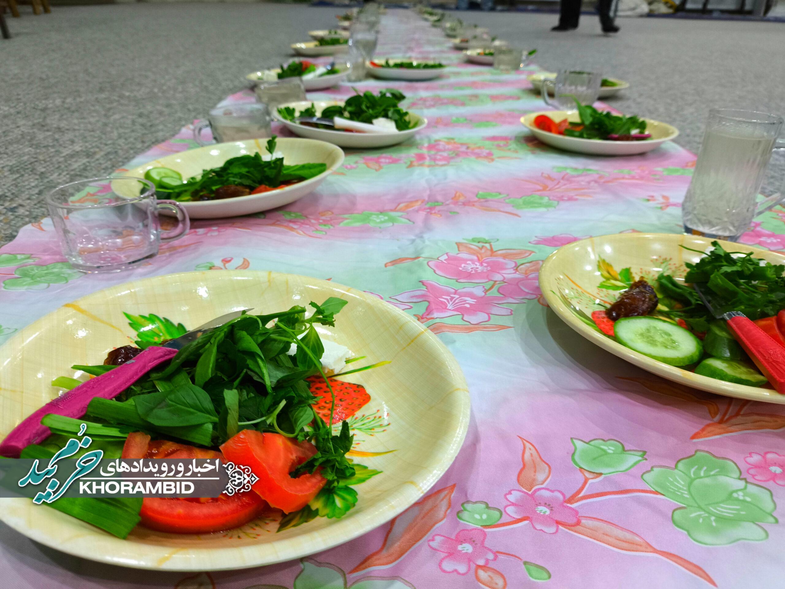 ضیافت افطاری ساده