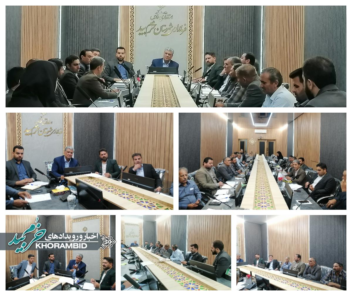 تأکید فرماندار و دادستان خرم بید بر نظارت ویژه بر بازار و برخورد قاطع با تخلفات کالاهای اساسی / بازرسی‌های هفتگی و حمایت قضایی از بازرسان