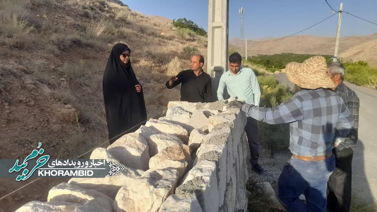 بازدید میدانی از عملیات اجرایی دیوار حایل روستای خورجان با هدف نظارت بر کیفیت و پیشرفت فیزیکی بازدید میدانی از عملیات اجرایی دیوار حایل روستای خورجان با هدف نظارت بر کیفیت و پیشرفت فیزیکی 