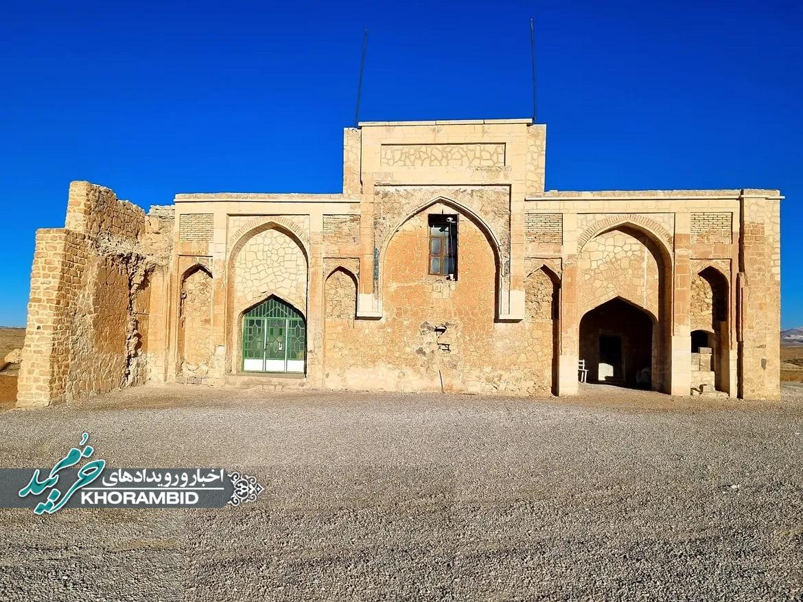 کمک های مردمی به امامزاده شهدا (ع) صفاشهر کمک های مردمی به امامزاده شهدا (ع) صفاشهر
