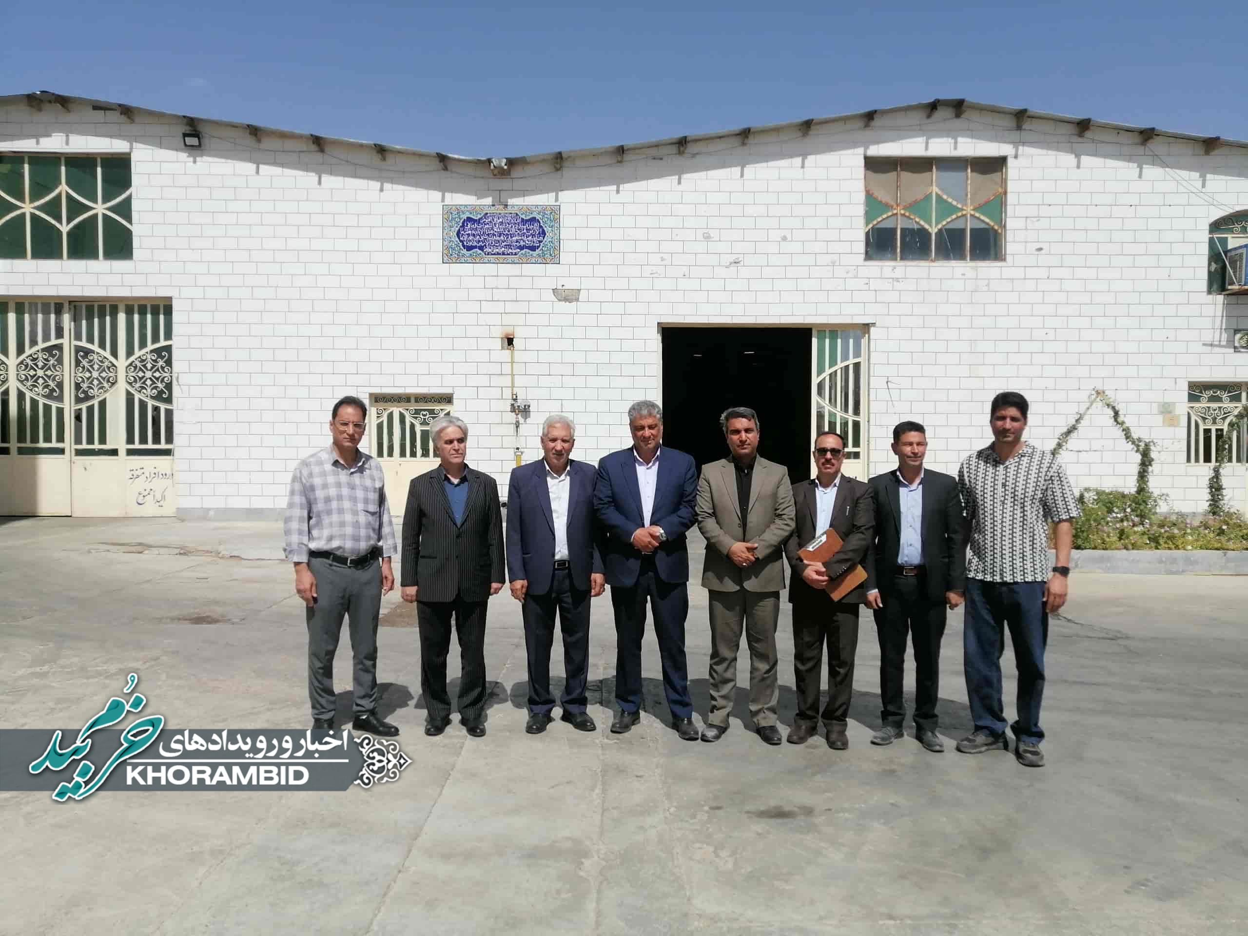 گزارش تصویری | بازدید فرماندار خرم بید و مدیرکل استاندارد فارس از صنایع غذایی بخش مشهد مرغاب / تأکید بر کیفیت، استاندارد و حمایت از تولید گزارش تصویری | بازدید فرماندار خرم بید و مدیرکل استاندارد فارس از صنایع غذایی بخش مشهد مرغاب / تأکید بر کیفیت، استاندارد و حمایت از تولید