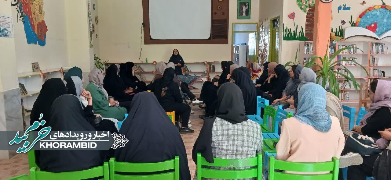 مرکز کانون پرورش فکری کودکان و نوجوانان صفاشهر شماره‌یک در نشستی با حضور ۷۵ مادر، برنامه‌های جدید خود شامل کارگاه «حال خوش زندگی» و تشکیل شورای خانواده را با هدف بهبود زیرساخت‌ها و ترویج کتابخوانی اجرایی کرد