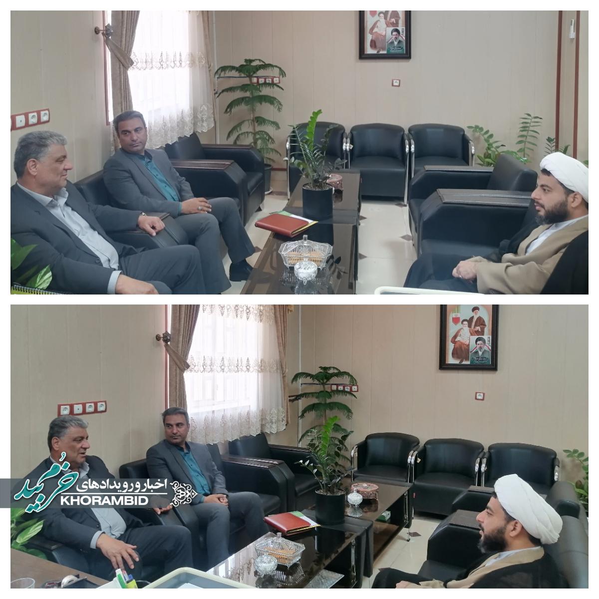 دیدار امام جمعه و شهردار قادرآباد با فرماندار خرم بید / بررسی مسائل و مشکلات حوزه شهری در دفتر فرماندار